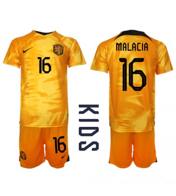Maillot de foot Pays-Bas Tyrell Malacia #16 Domicile enfant Monde 2022 Manches Courte (+ pantalon court)